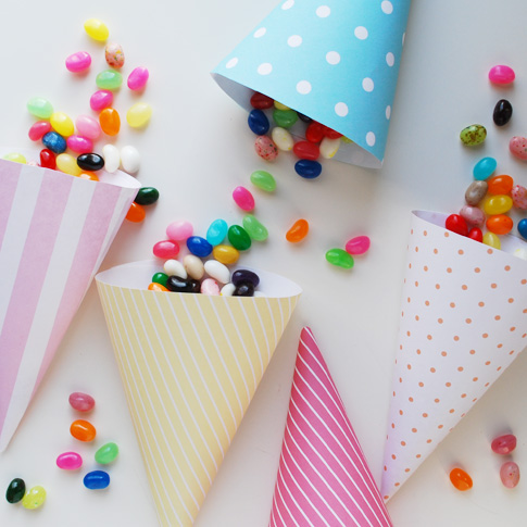 Como hacer cucuruchos de papel y plantillas imprimibles gratis – Cucurucho  Party
